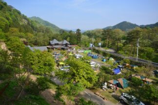 秋保の自然の中にあるオートキャンプ場